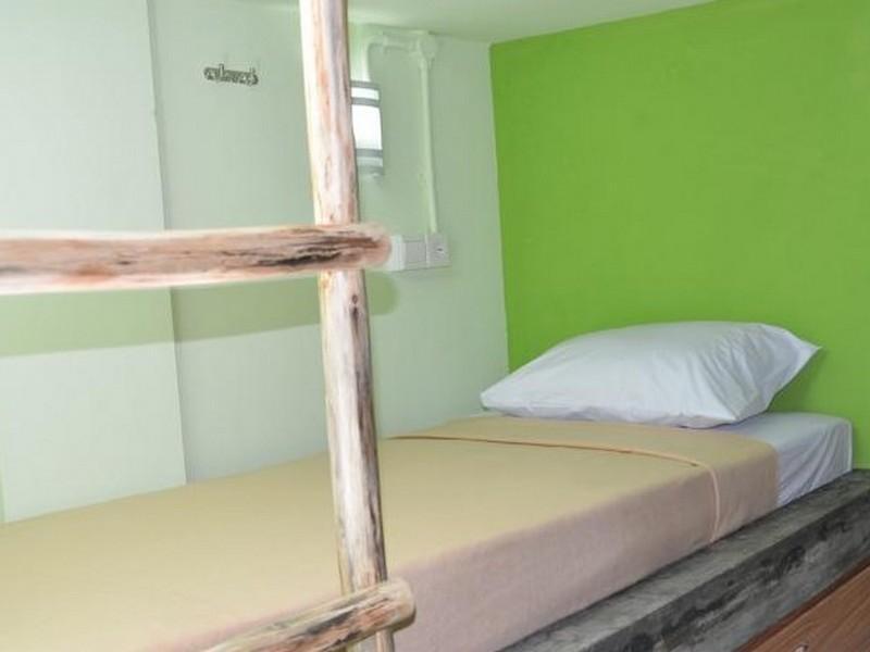 The Eco-Living Hostel Denpasar  Luaran gambar